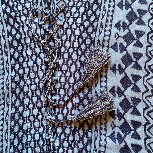 BCBGMAXAZRIA 'Milana' Light Blue/Navy Laced Placket Woven Dress Size XS - Picture 11 of 14